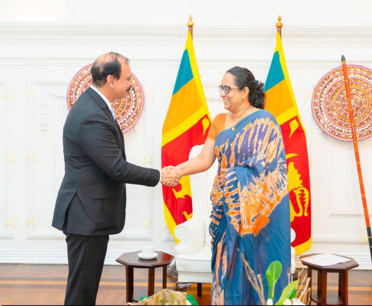 prime Minister Dr. Harini Amarasuriya met with the High Commissioner of Pakistan,